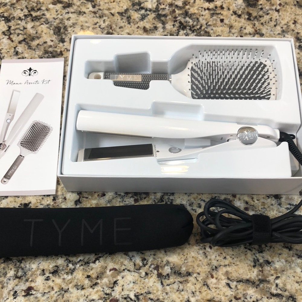 🕶HP🕶 TYME Iron and Brush set